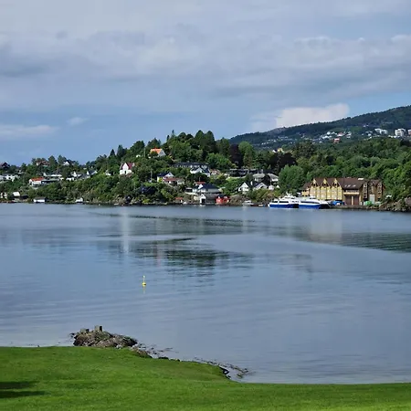 Apartman I Underetasje Eidsvag I Asane *