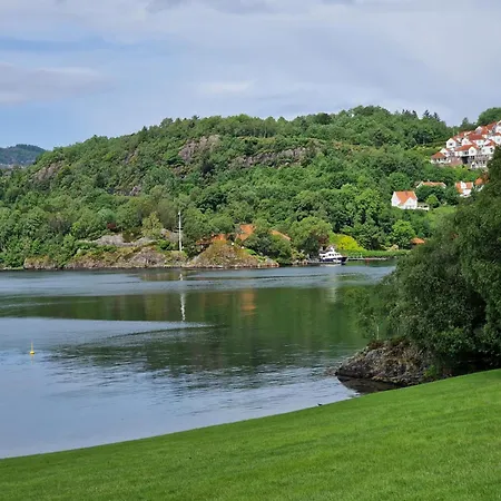 I Underetasje Eidsvag I Asane * Bergen