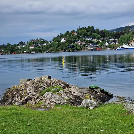 I Underetasje Eidsvag I Asane Bergen