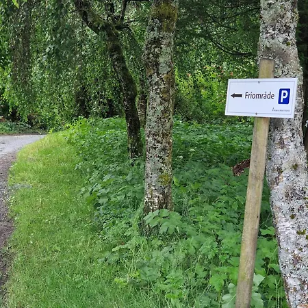Apartment I Underetasje Eidsvag I Asane